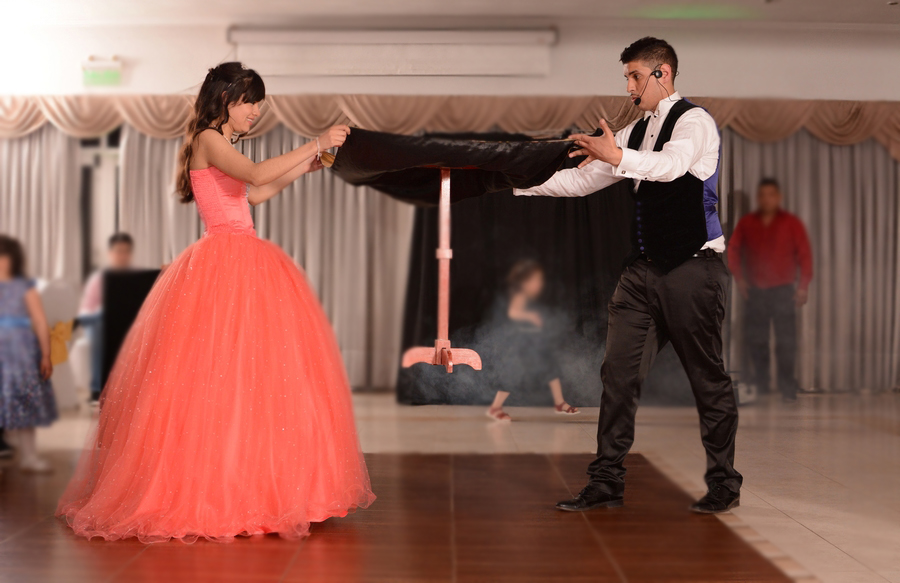 Mago Nahuel Show de Magia - Fiesta de Quince Royal Night